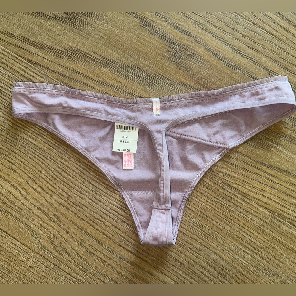 Victorias Secret PINK Ruffle Trim Thong - Picture 3 of 3